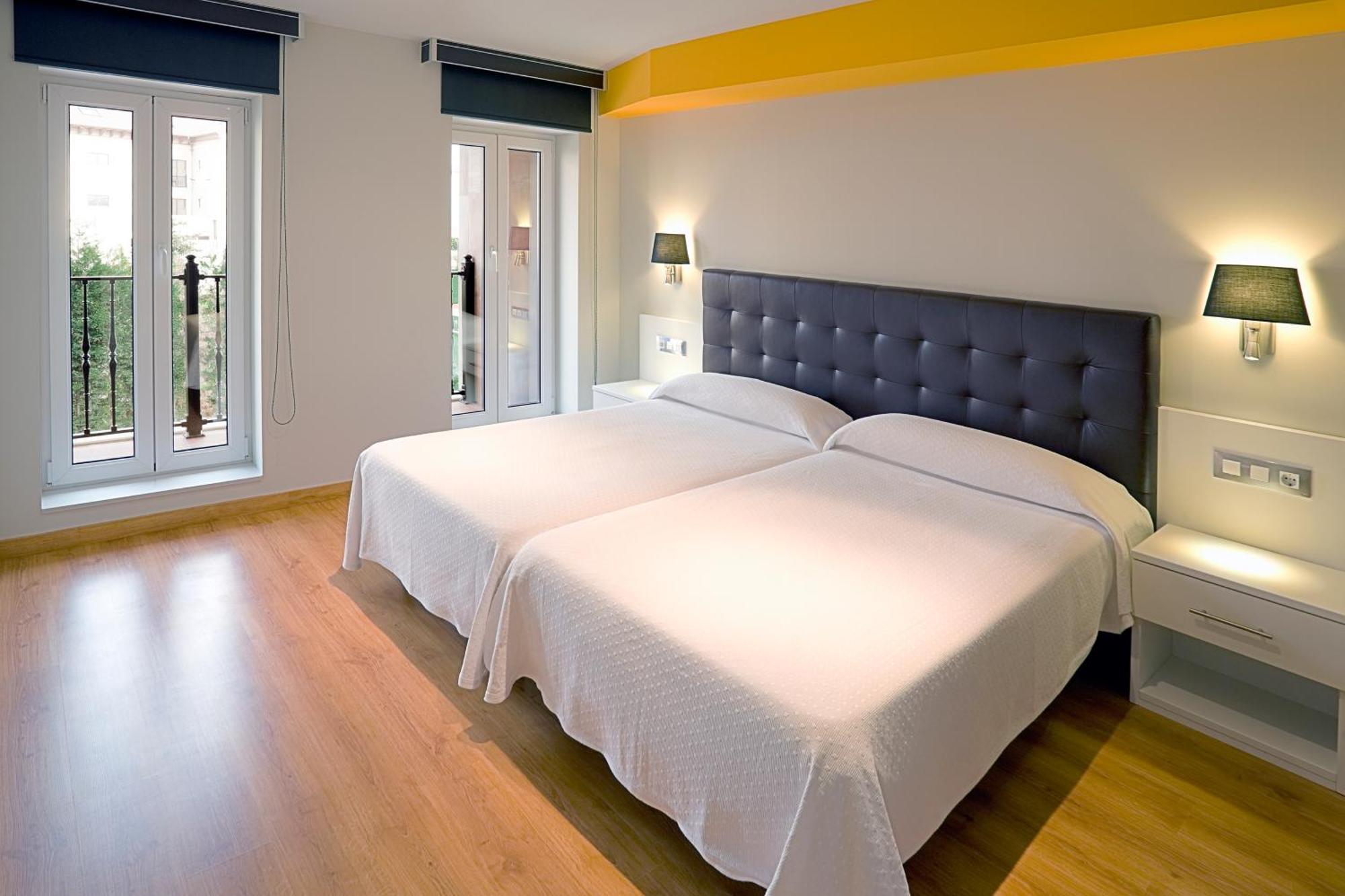 Apartamentos Spa Villa Pasiega Hoznayo Luaran gambar